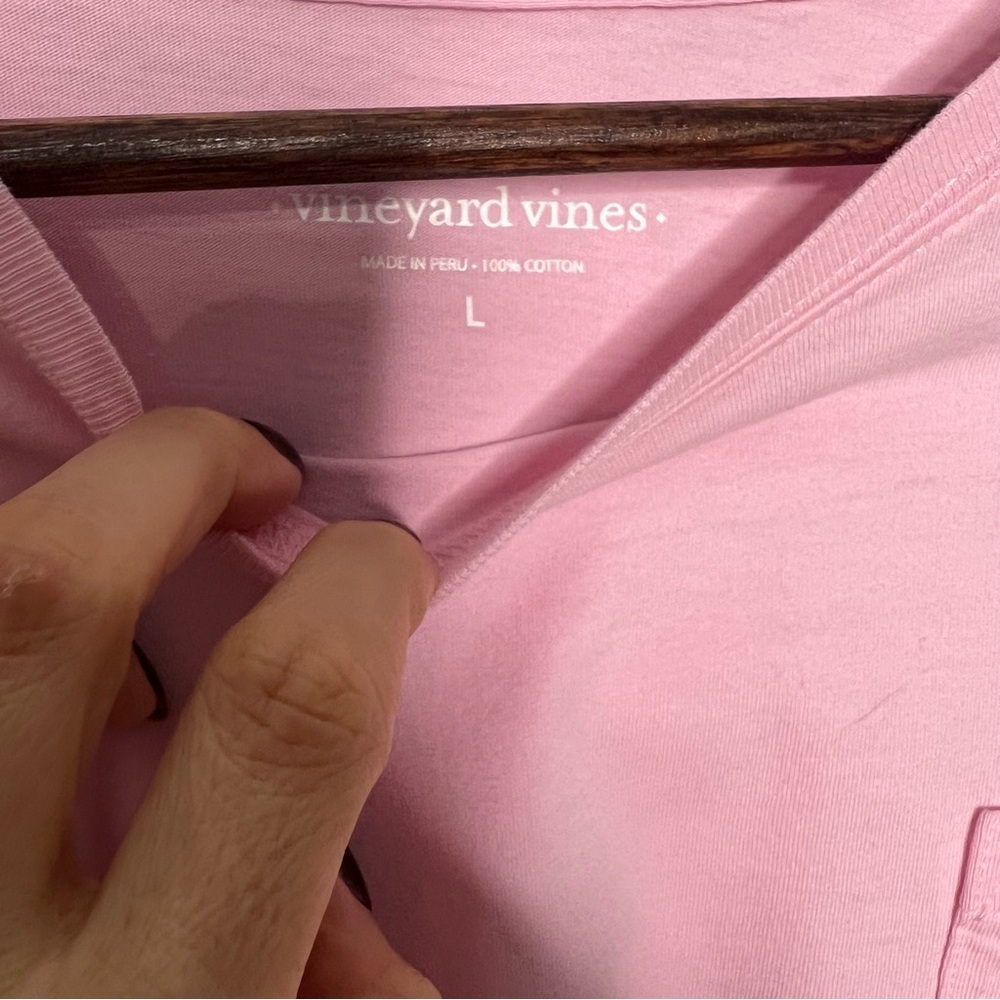 Vineyard Vines Women’s Pink Long Sleeve Pocket Tee Whale Logo Size L - Picture 3 of 5